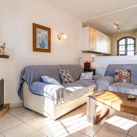 Holiday home Cozy In With Wifi Nerja