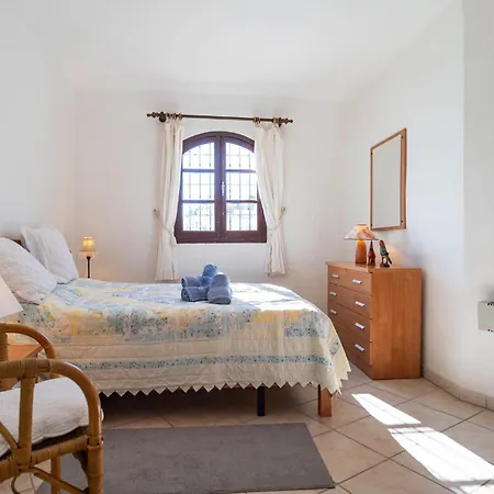 Gorgeous In With House Sea View Holiday home *
