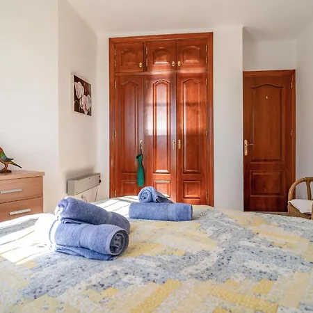 Gorgeous In With House Sea View Holiday home